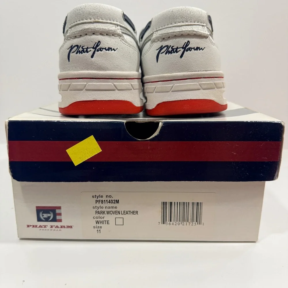 Phat Farm Boat Shoes Mens 10 White Fair Slip On Moc Toe Crest Logo Casual